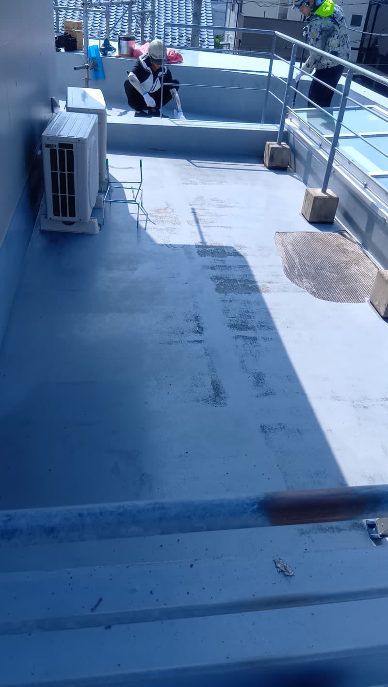 屋上 既存ウレタン防水 撤去箇所 下地カチオン処理